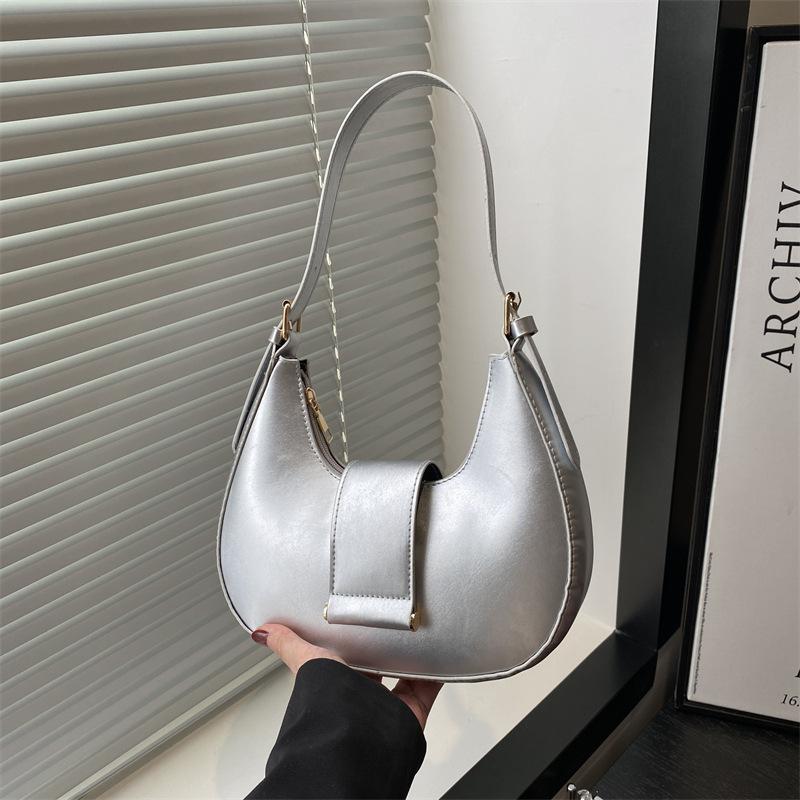 2025 New Bag Women's Ins High-end Sense Versatile Lightweight Portable Underarm Bag Fashionable Commuter Texture Crescent Bag