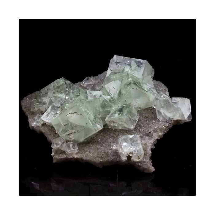 Pierres et Minéraux. Fluorite. 836.0 ct. Xianghualing, Chenzhou, Hunan, Chine..