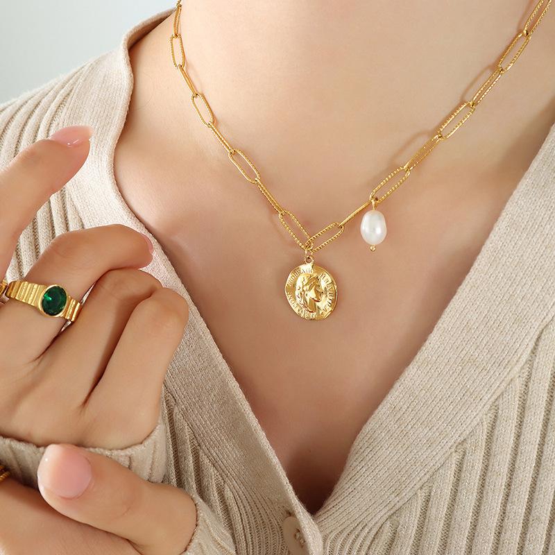 Trendy Hip Hop Retro Classic Portrait Round Brand Freshwater Pearl Pearl Pendant Necklace Cross-Border Jewelry