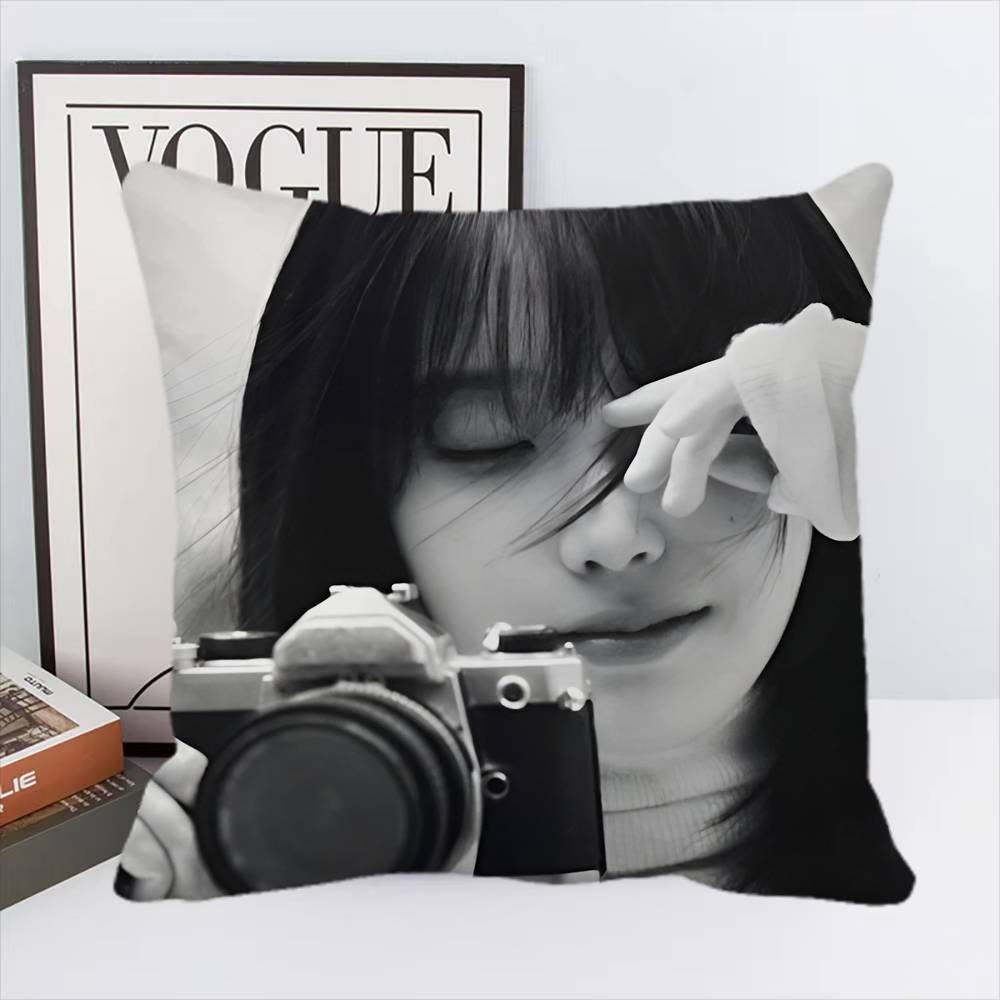 Federa Cuscino Kpop Girl IU Quadrato Camera da Letto Divano Cuscino Comfort per il Tempo Libero Decorazione Casa
