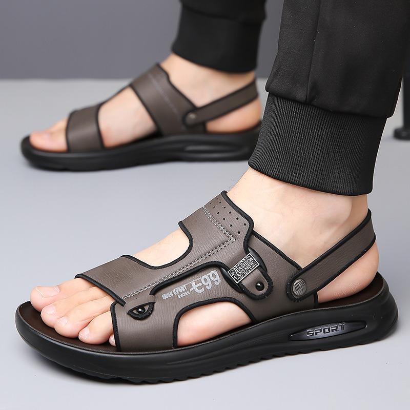 Men's sandals men's trendy new outer wear wear wear-resistant beach shoes soft sole soft surface men's cool slippers