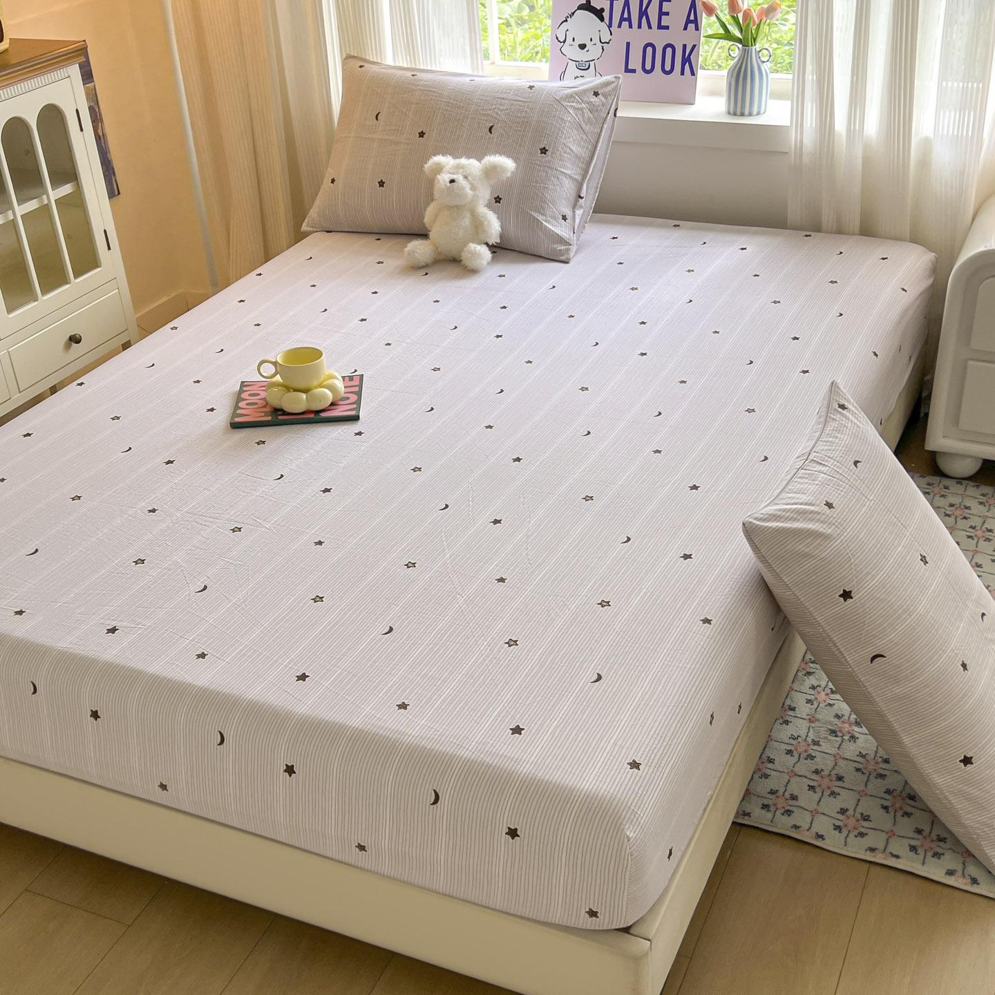 

Striped Bed Sheets Set Fitted Sheet Non Slip Bedspread With Elastic Band Mattress Cover Double Bed Sheets Christmas Gifts 2pcs 120x200cm