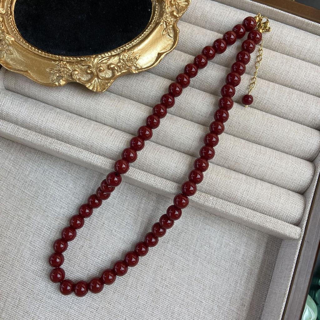 8Mm Angola Red Beaded Necklace Women'S Autumn And Winter Light Luxury Versatile Neck Chain Exquisite White Retro Clavicle Chain