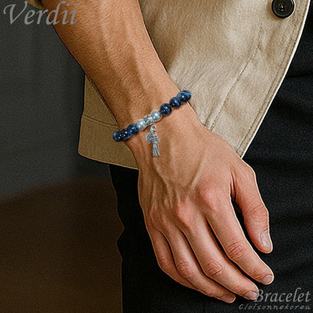 

Bracelet: Deep blue tiger eye stone and silver leaves, rhythmically swaying tassels Verdii 5180Bm