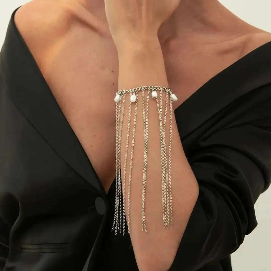 Creative Pearls Long Tassel Simple Handmade Chain Bracelet for Women Unique Temperament Metal Bracelets Charm Jewelry