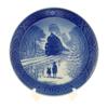 ROYAL COPENHAGEN Year Plate 1973 (Showa 48) with Plate Stand, Christmas Plate 1901073 [Parallel Import]