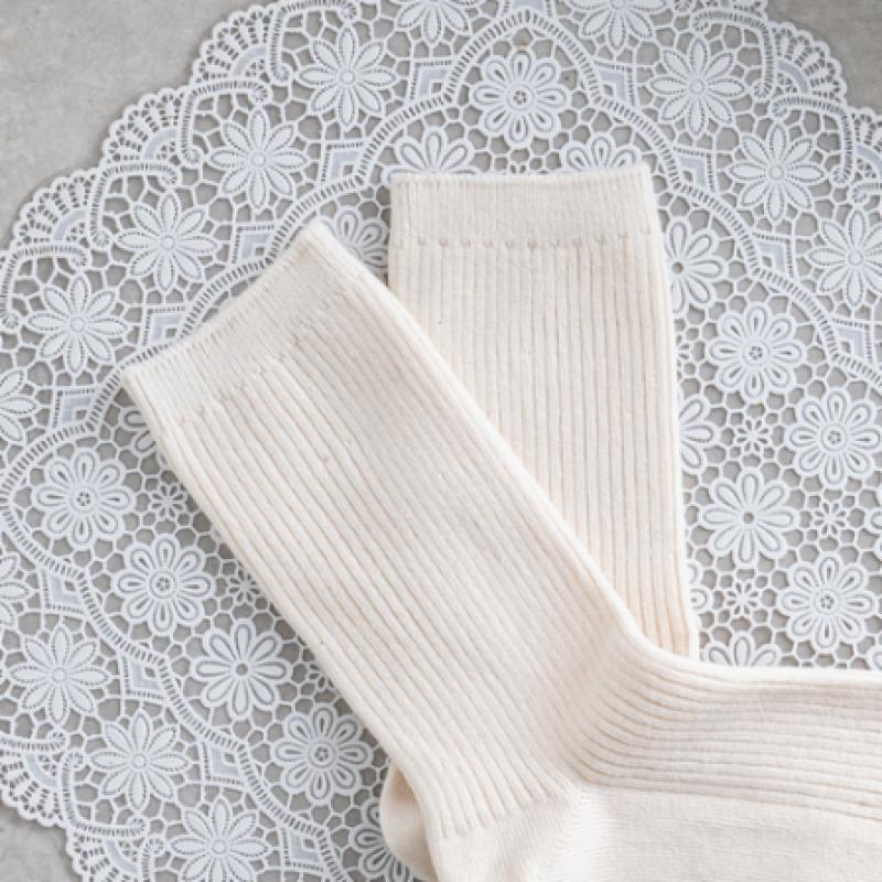 Monfoot Dámske rebrované ponožky s dlhým lemom Slonová kosť