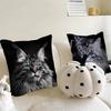 Maine Coon Cat Maple Design Cushion Cover Happy Autumn Harvest Decor Holiday Decorati Pillow Cover