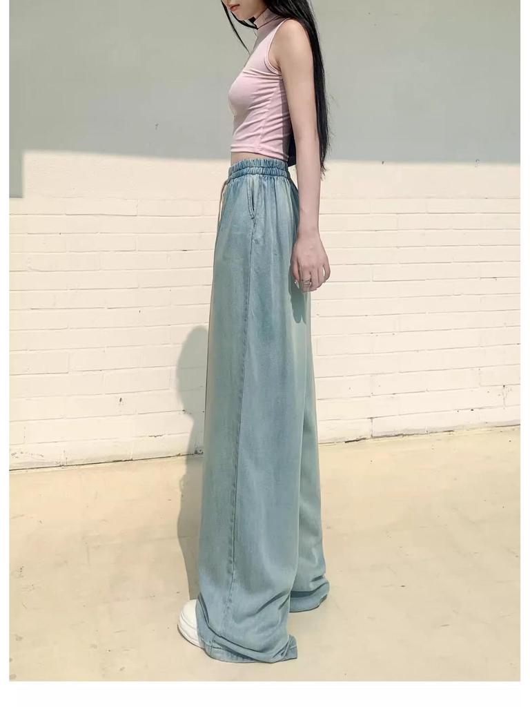 Women's High-Waisted Wide-Leg Ice Silk Jeans: Elastic Waist, Loose Fit, Slimming, Summer-Ready, Floor-Length.