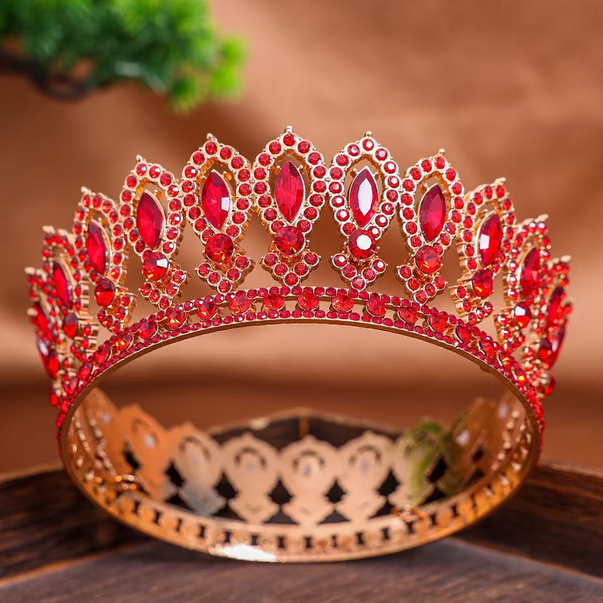 Braut Barock Krone Hochzeit Haarschmuck Krone Erwachsene Zeremonie Geburtstag Tiara Strass Luxus Hochzeitskleid Accessoires Prinzessin red