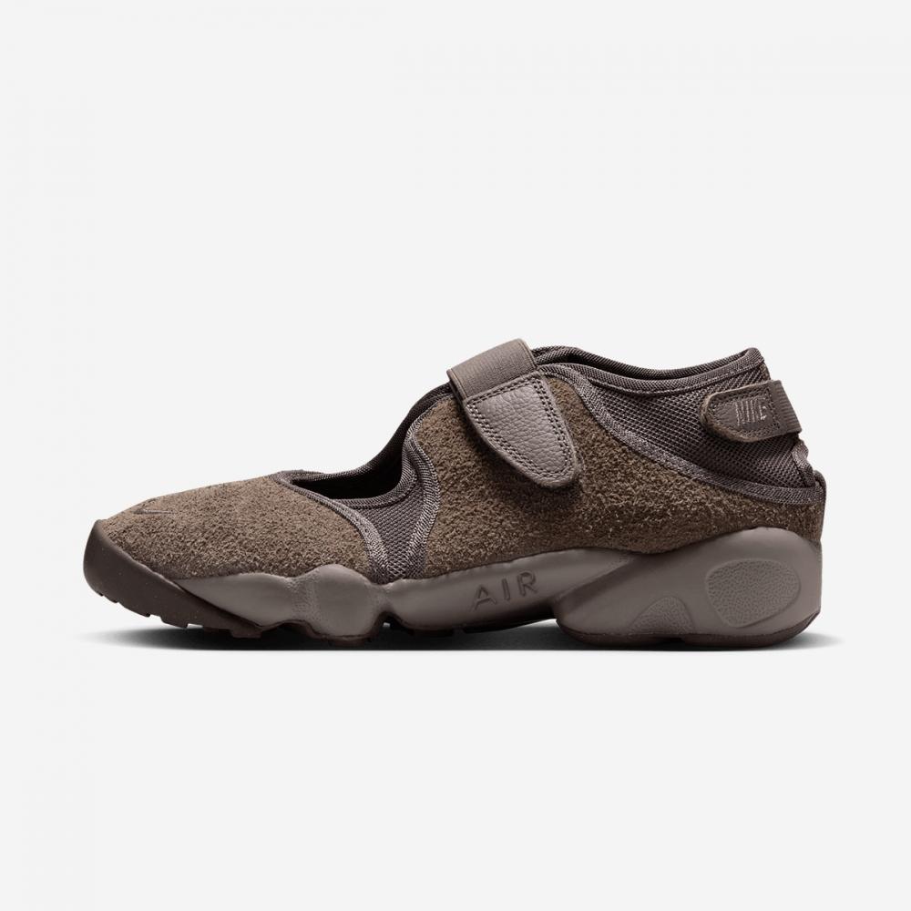 

Nike Wmns Nike Air Rift Sde Hq1474 002 220