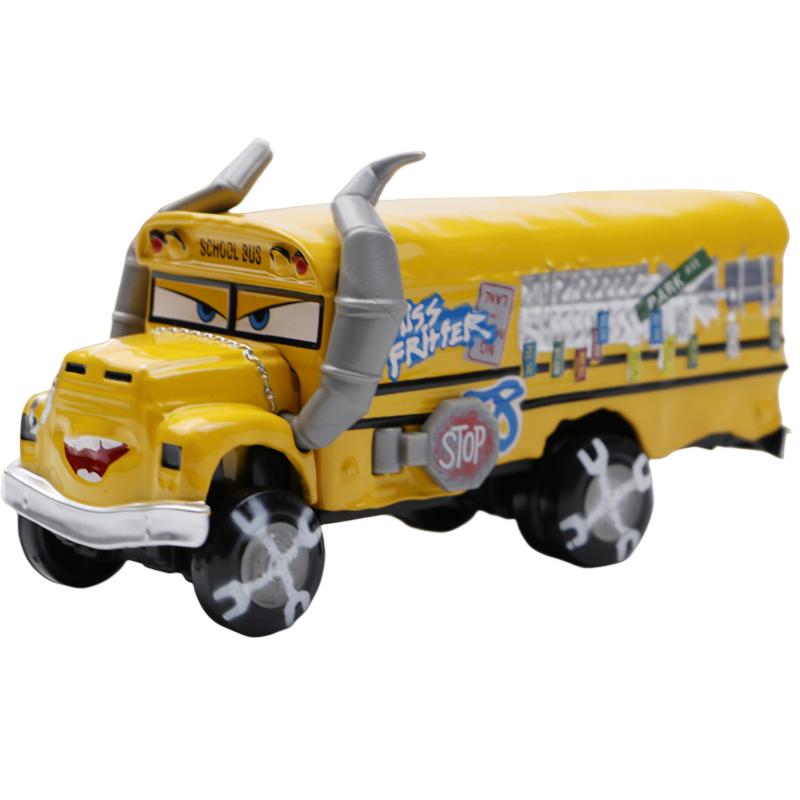 Disney Pixar Arabalar 2/3 oyuncak araba Şimşek McQueen Chick Hicks Carking Mater 1:55 Döküm Metal Alaşım Model Oyuncak Çocuk Hediye