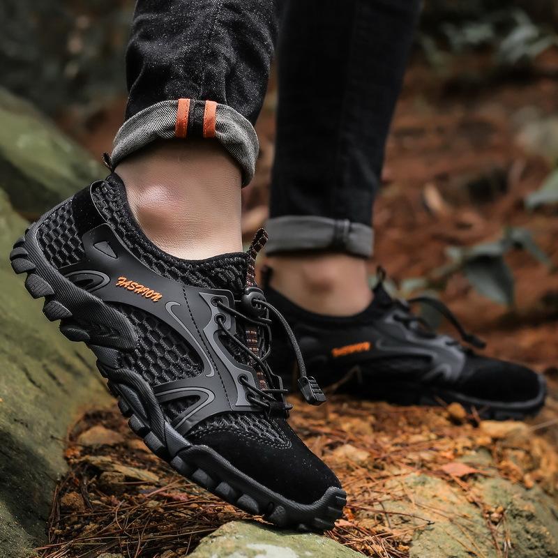

Outdoor hiking shoes Creek shoes Water sports Quick drying shoes Beach barefoot swimming shoes Large size Outdoor fitness 38