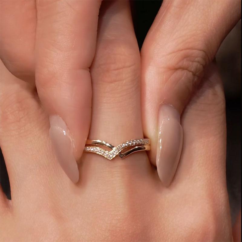 

Fashion inlaid diamond water droplet high-end ring two-piece set single diamonds design ring unique party fine jewelry gift resizable