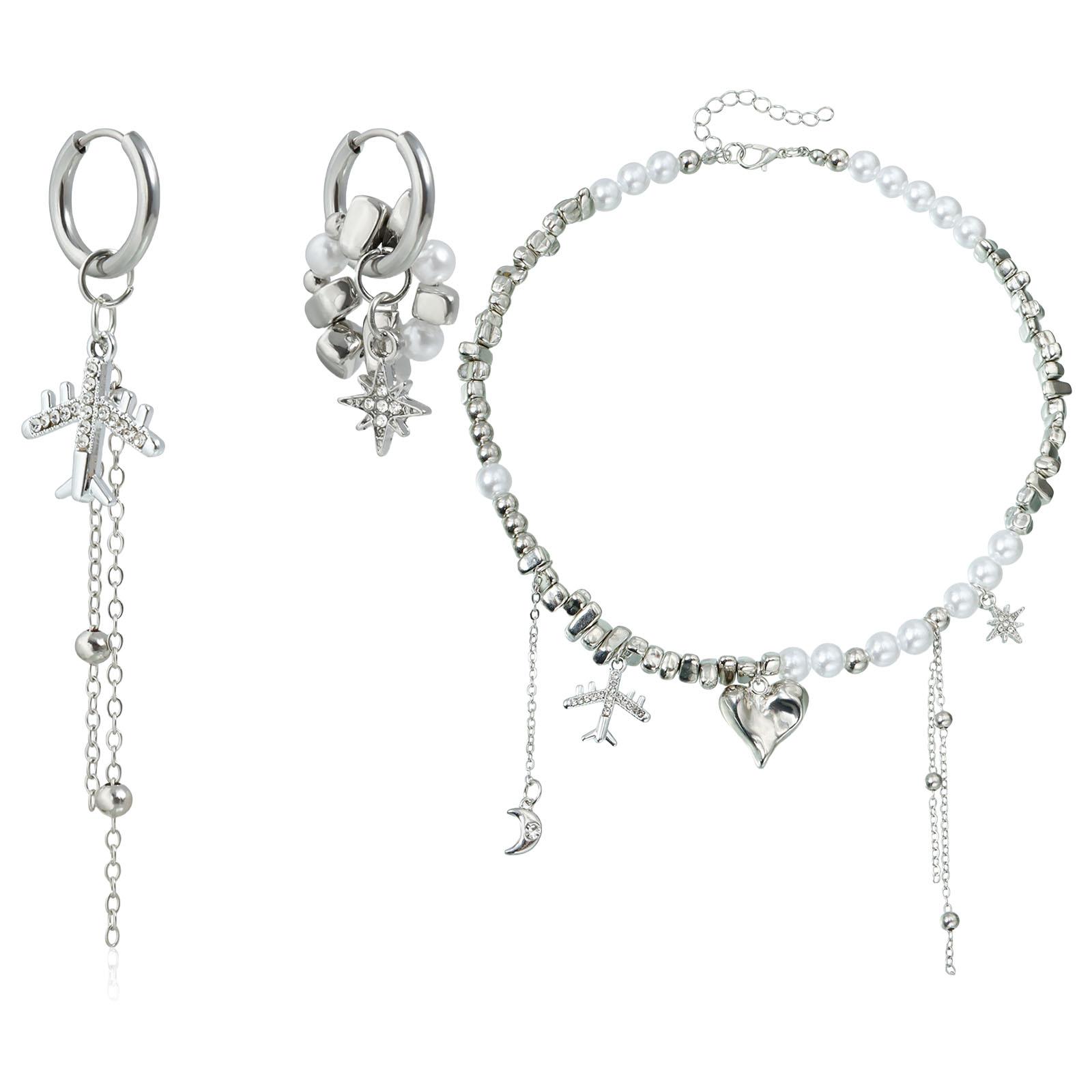 

Moon Charm Necklace Earrings Set with Abstract Heart Plane Alloy Jewelry Set Suitable for Fashion Women Present 1