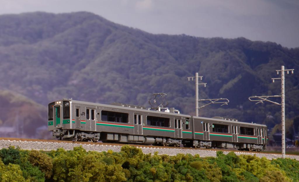 KATO N Gauge 701 Series 1000 Series Sendai Color Model Train Two-Car Set, 10-1554S