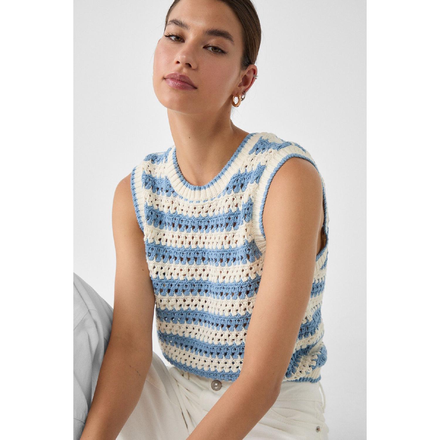 

Striped Crochet Sweater S экрю