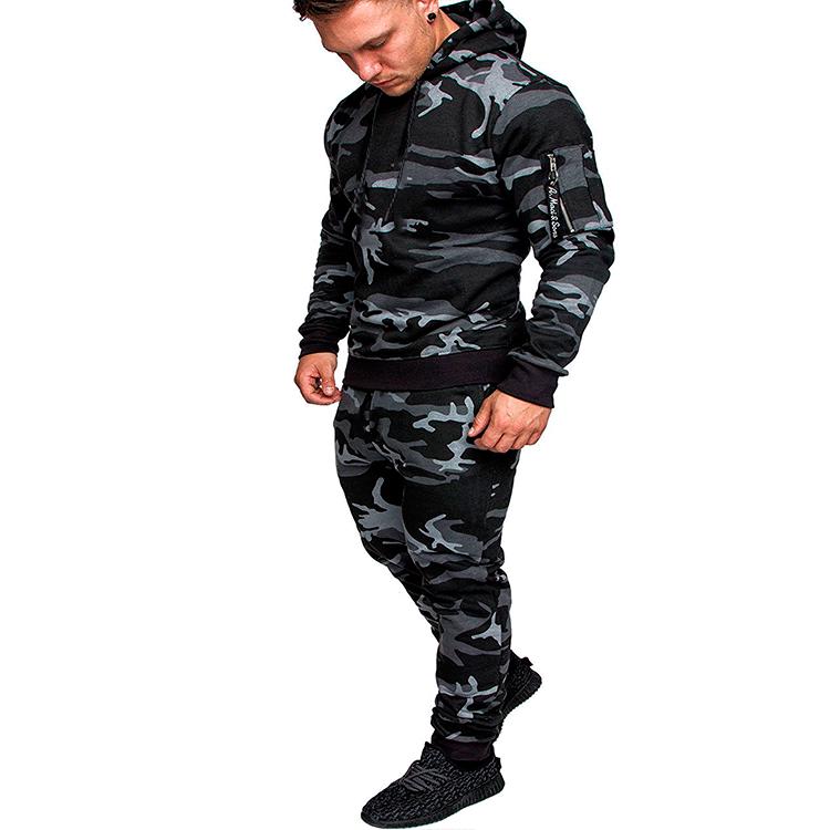 Men's Outdoor Camo Pullover & Fitness Set