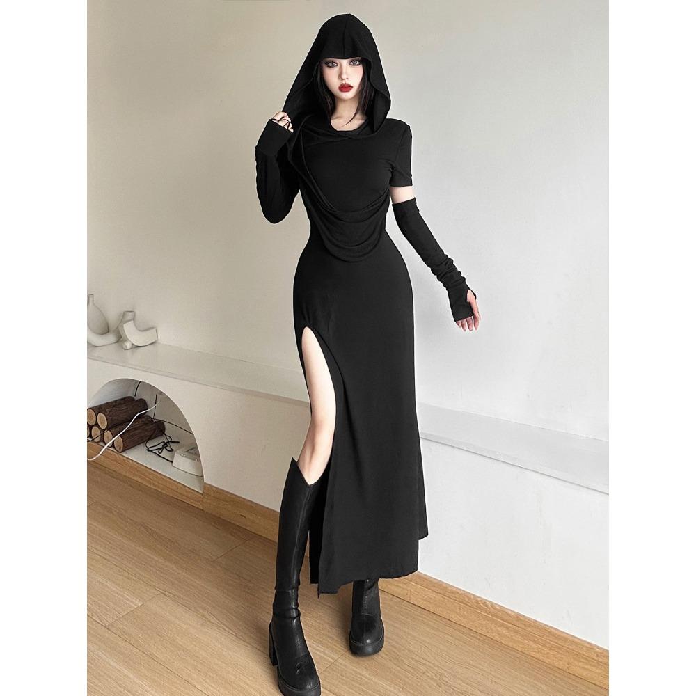 Female Retro Wasteland Style Design Hooded Dress Feminine Temperament Pleated Slim High Slit Spicy Girl