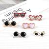 Summer Beach Sunglasses Brooch Fashion Personality Enamel Pins for Vacation Girl Women Backpack Hat Lapel Pin Jewelry Decoration