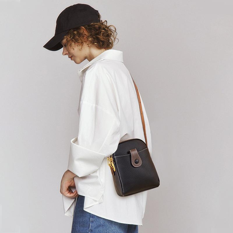 Leather mobile phone bag women's versatile new fashion women's bag messenger bag women's small bag shoulder bag small square bag
