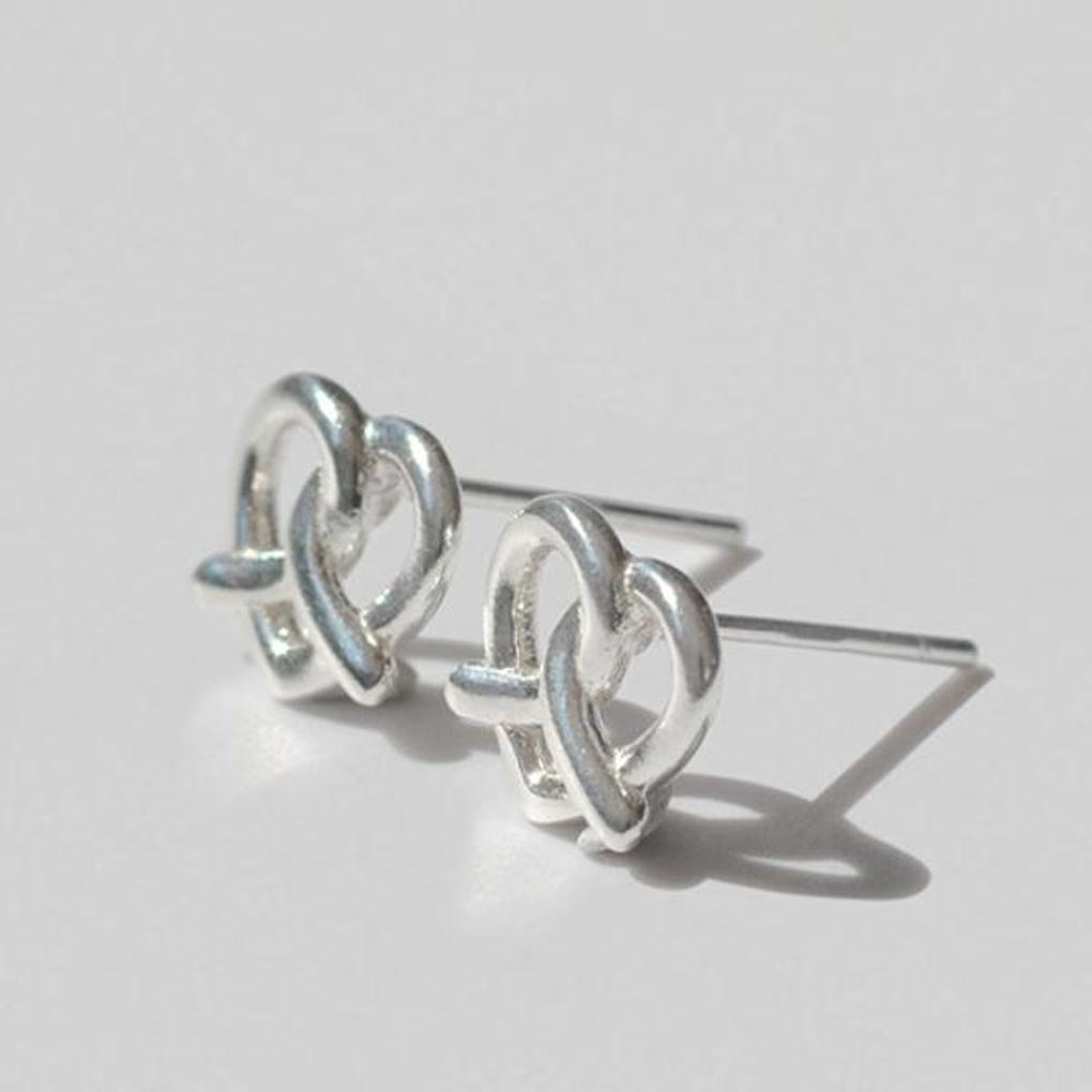 Women's Nidu Daily Accessory Sari Pretzel Earrings