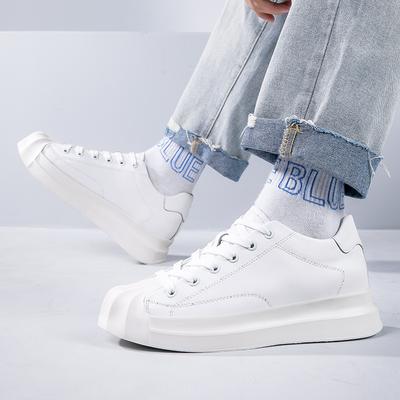 Men's Casual Board Shoes Invisible Height Increasing Style Classic Black and White Quality Casual and Versatile Sports Shoes