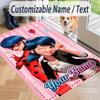 Alfombra de Piso con Patrón de Ladybug Milagrosa y Texto Personalizado, Alfombrilla Suave para Interiores, Sala de Estar, Dormitorio