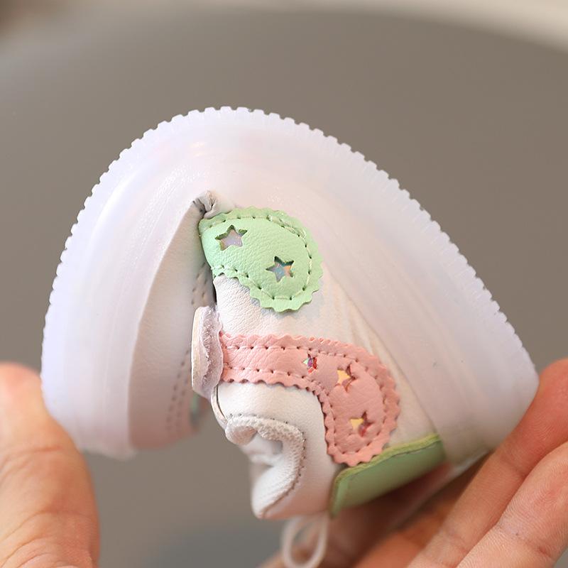Girls Shoes Spring  Autumn New Kids Shoes Illuminated Board Shoe Breathable Casual Shoe Anti Slip Soft Sole Walking Shoe Trend