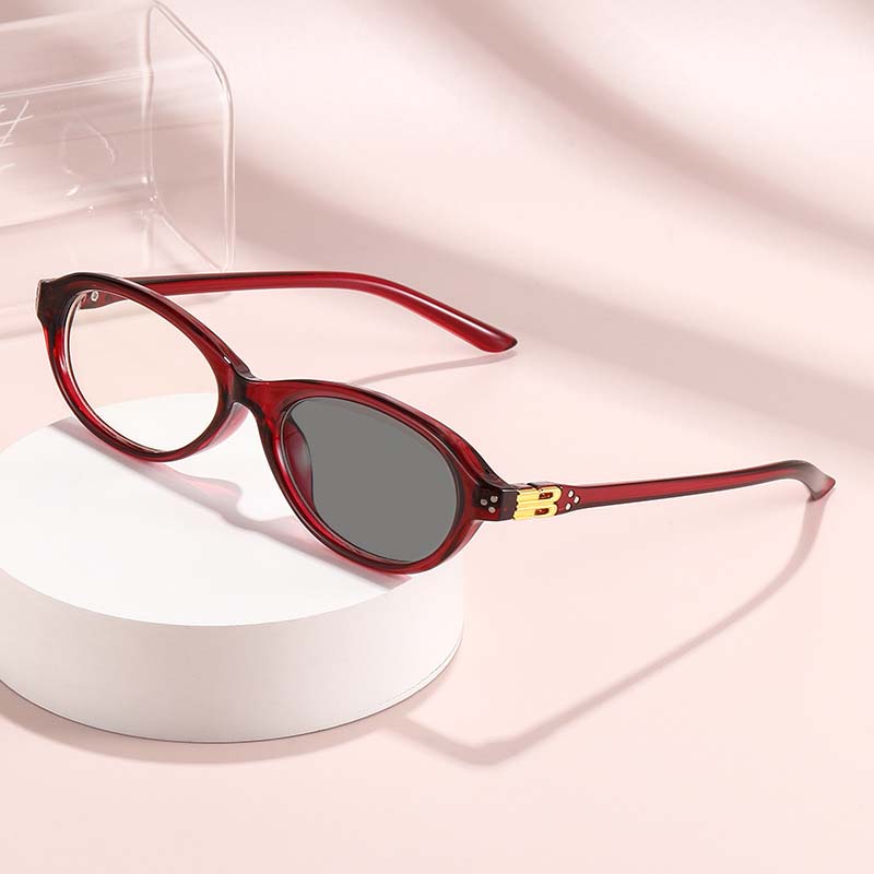 Photochromic Fashion Myopia Glasses Ultra Light Comfortable Magnificent Leisure Anti-Blue Light Short Sight Glasses 0 To -4.0