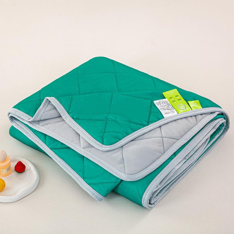 Solid Summer Color Bedding Air Conditioner Quilt For Home Use Lightweight Gift
