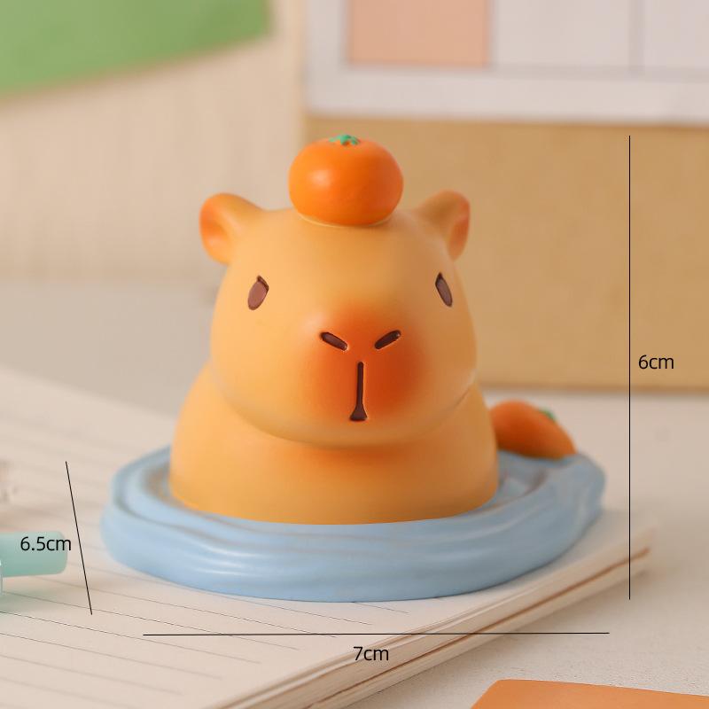 

Kapibala Figure Resin Craft Tabletop Decoration Workplace Daily Decompression Space-saving Nice Ornaments Gift Durable