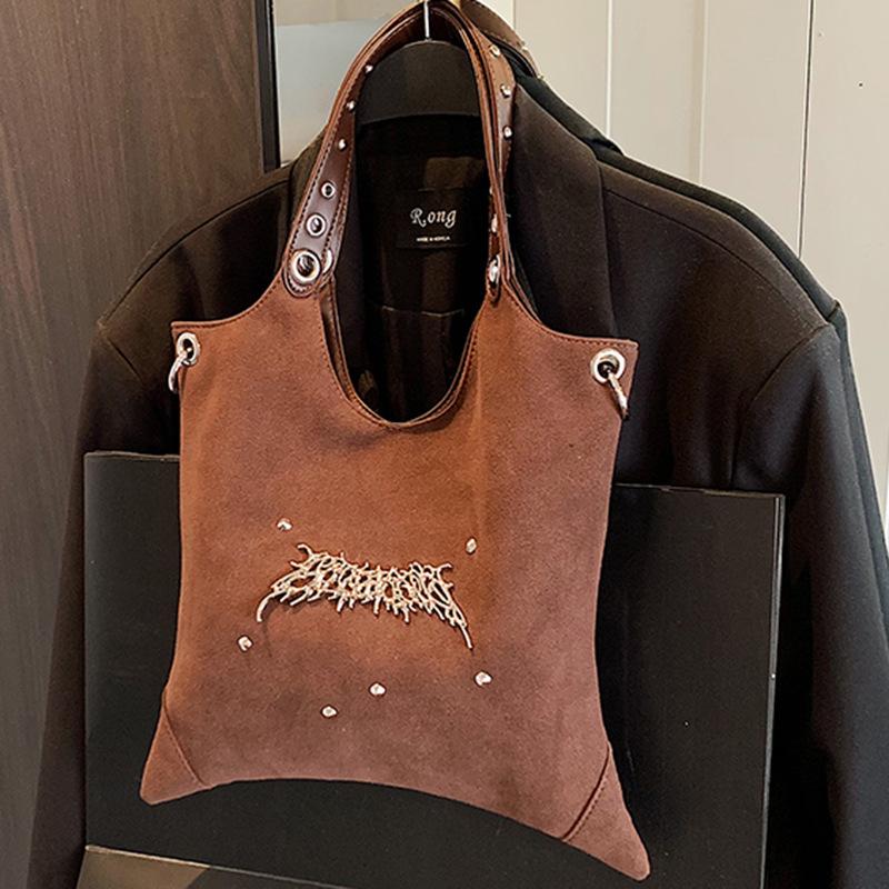 Lazy wind large capacity bag women's new fashion niche canvas portable commuter underarm bag