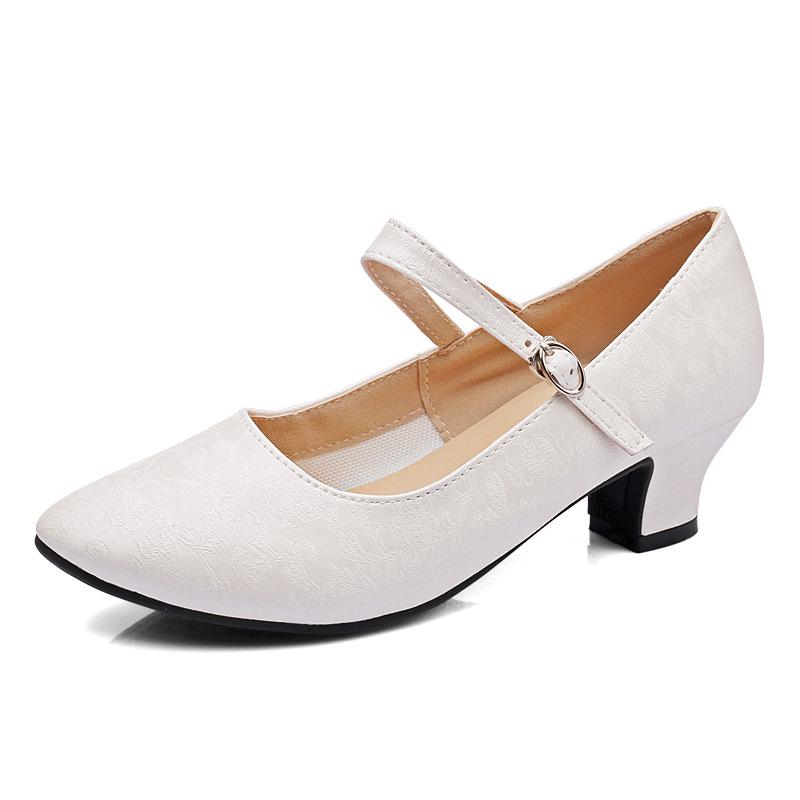 Women s Silver Chinese-Style Latin Square Dance Shoes with Soft Sole, Medium/High Heels for Social Modern Dance 40 слоновая кость