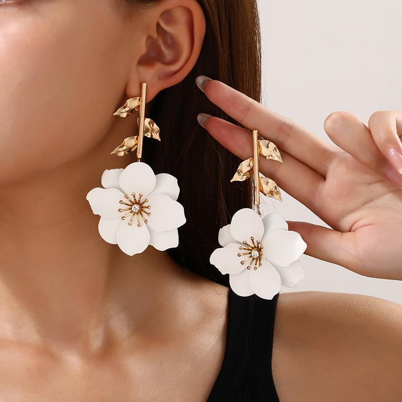 Hot Sale Trend Premium Inlaid Flower Earrings Suitable for Daily Dating Vacation Wear