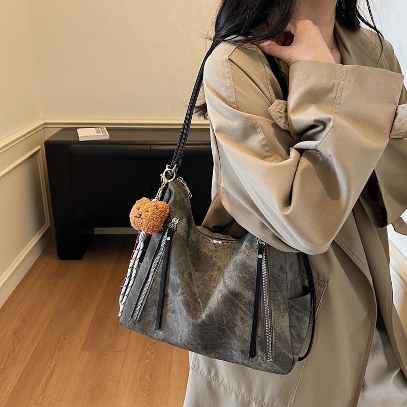 Women's Commuter Shoulder Bag Large Capacity Vintage Tote Bag