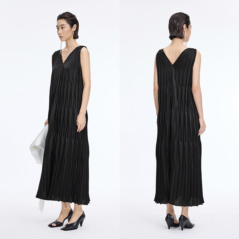 JNBY Pleated Sleeveless V-Neck Maxi Dress