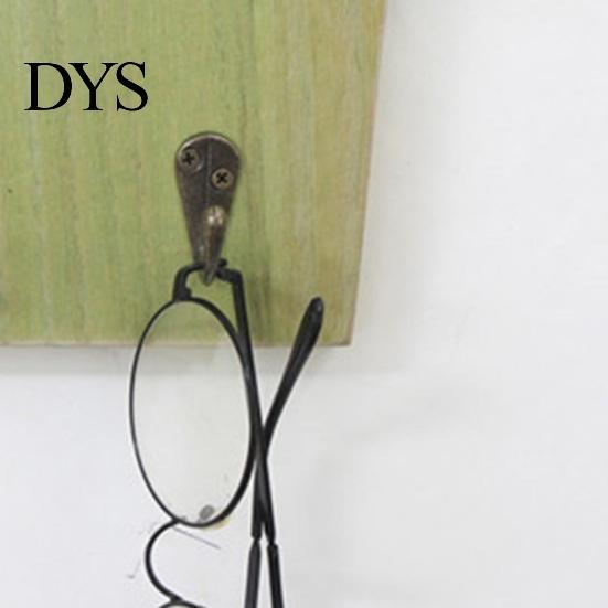 No Damage Wall Mounted Hooks Wood House Shape Storage Hook, Strong Traceless Adhesive Decorative Key Holder for Entryway American Style Hanger