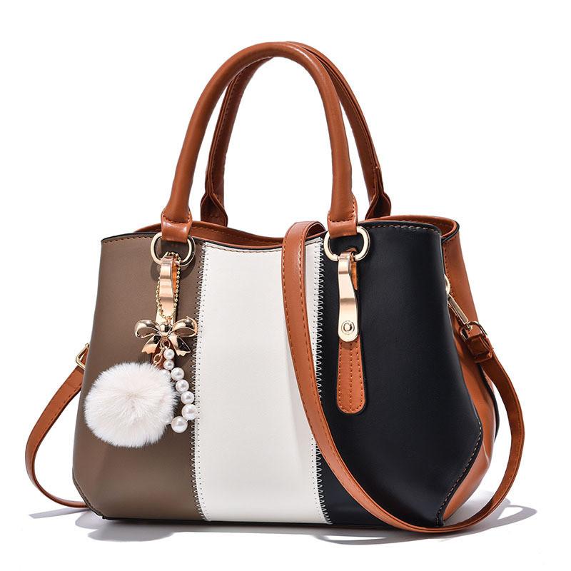 Stylish And Functional Women s Shoulder Bag With Zipper Closure And Multiple Pockets коричневый