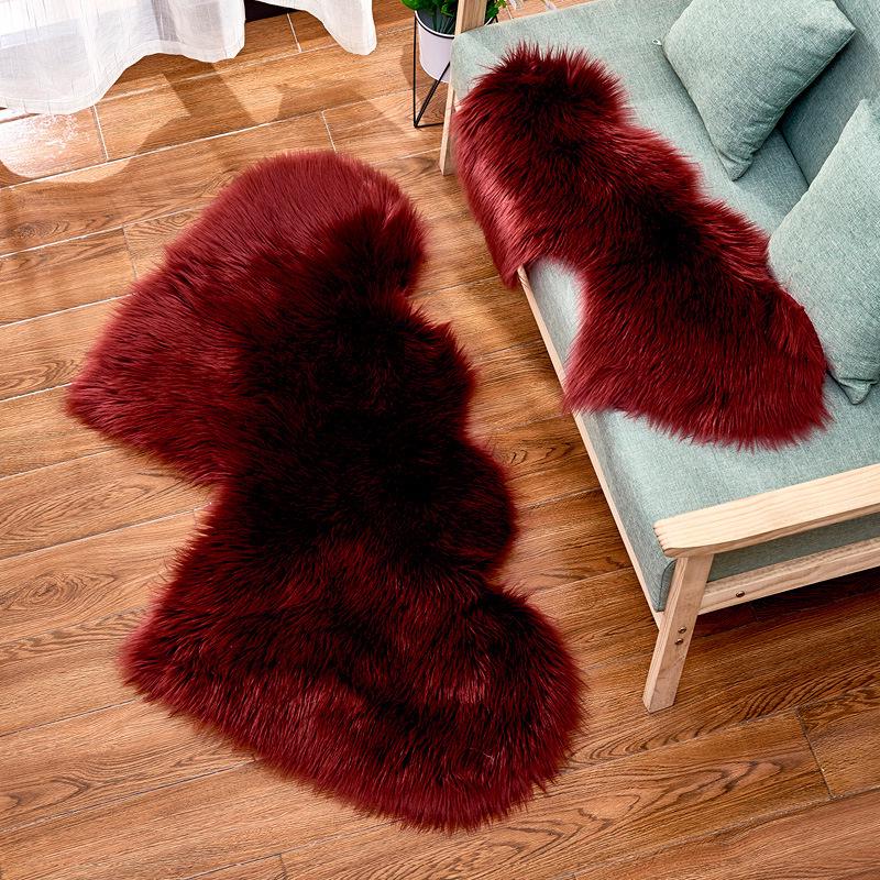 Modern Heart-Shaped Faux Wool Rug – Long Pile Mat for Bedroom & Living Room