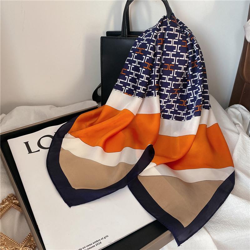 Luxury Desig Cashew Print Square Scarf Women’s Summer Breathable Silk Bandanna Luxury Female Neckerchief Fashion Hijab Gift 70cm