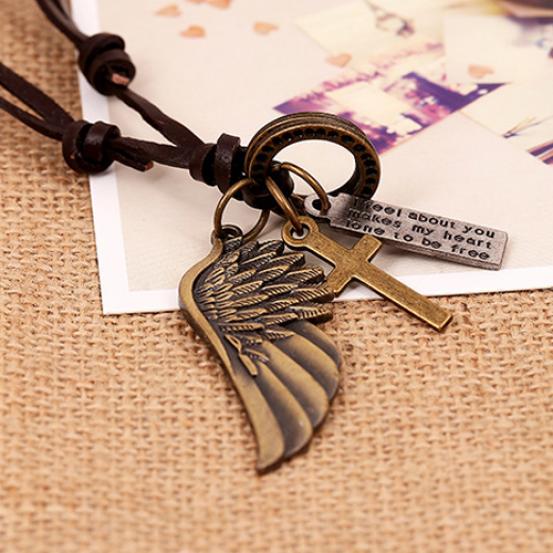 Antikk Vintage Angel Wing Letter utskåret menn kvinner imitert skinn anheng halskjede MIT
