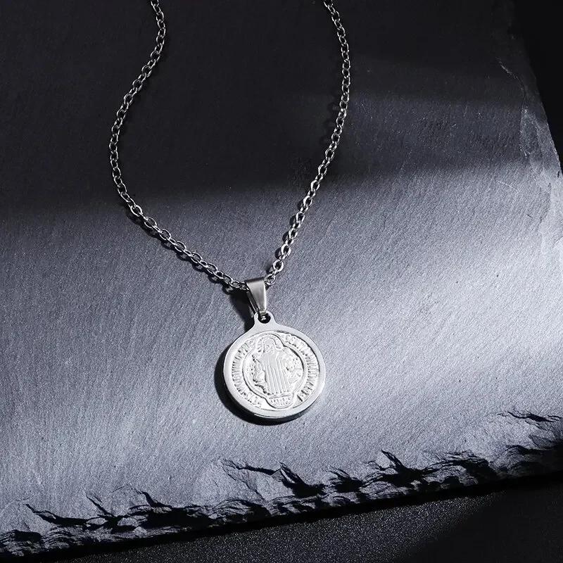 Hip Hop Iced Out San Benito San Benito Holy Medal Pendant Jesus Necklace Religious Amulet Jewelry for Men and Women