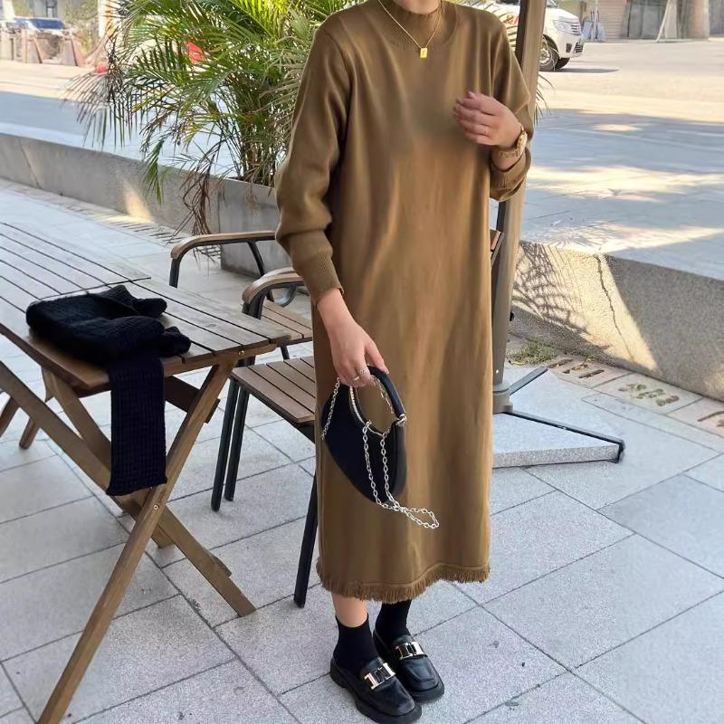 Autumn and Winter New Loose and Thin Knitted Dress Women's Fashion Simple Fringed Sweater Bottoming Dress