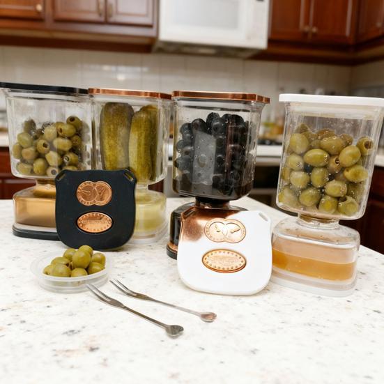 Pickle Jar with 2 Forks Dry Wet Separation Pickle Juice Separator Jar Large Capacity Leakproof Pickled Vegetable Airtight Container