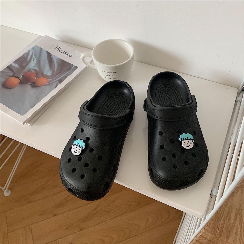 Summer 2025 Women's Trendy Breathable Hole Sandals: Cute, Non-slip, Thick Sole Couple Beach Shoes