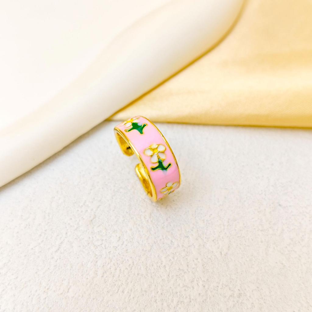 Set di Orecchini a Bottone e Anello Geometrici Fatti a Mano con Gocce di Smalto Floreale per Donna