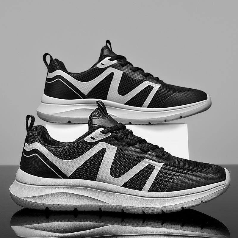 Summer new soft-soled sports and leisure shoes, youth large-size fly-woven running shoes