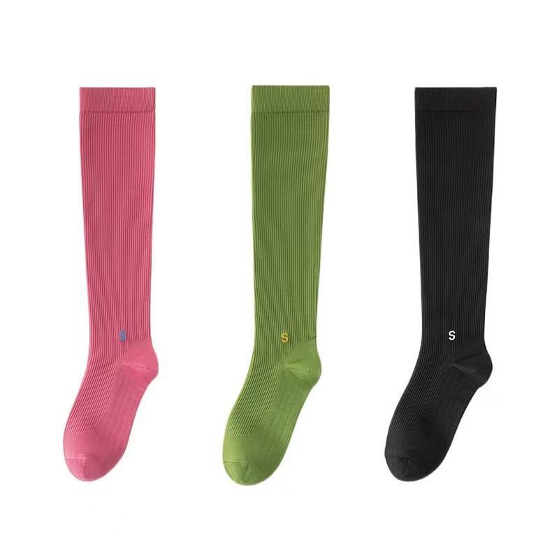 Women's Non-Slip Compression Calf Socks for Running, Skipping, Yoga, and Fitness