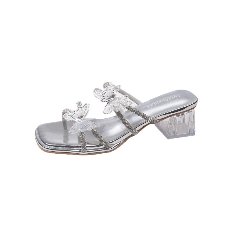 Silberne Strass coole Hausschuhe Damen Frühling 2025 neue Kristall dicker Absatz Temperament Hausschuhe Französische Premium Sandalen